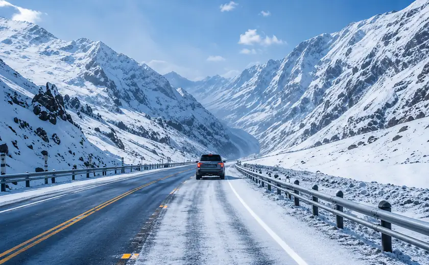 Snow-covered mountain road for harsh environment ITS deployment